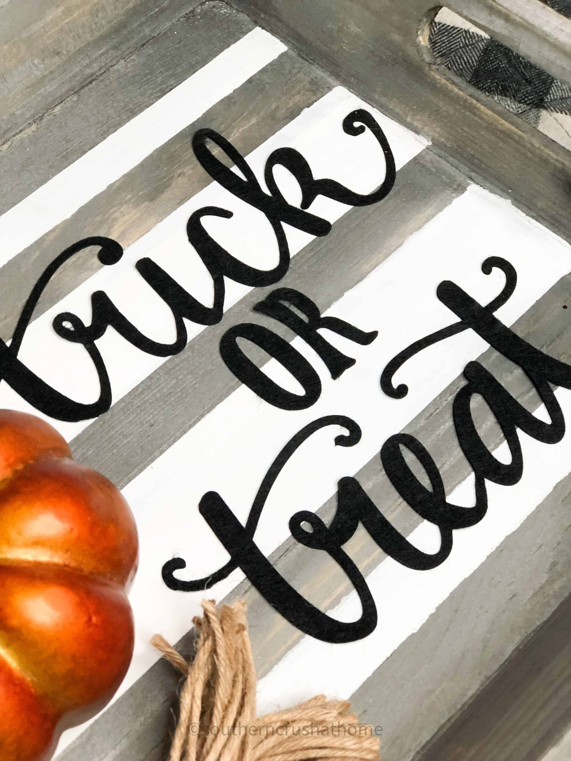 up close of trick or treat lettering