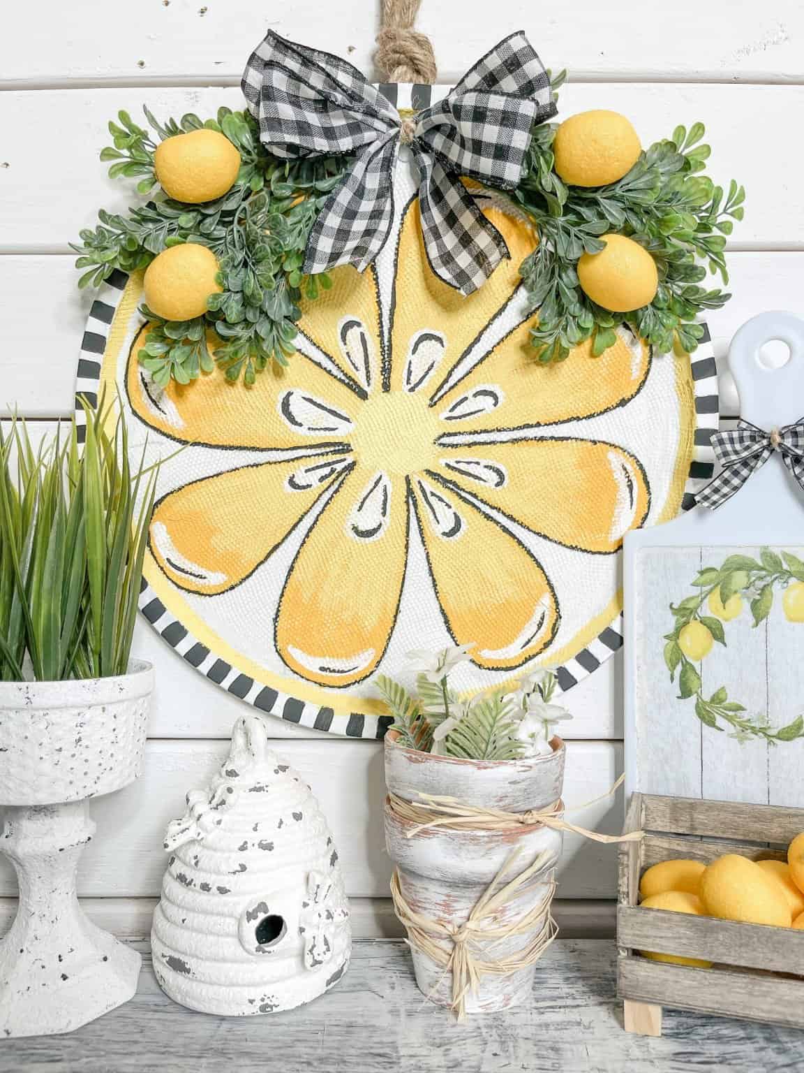 67 Easy Dollar Tree Pizza Pan Wreath Ideas - Southern Crush at Home