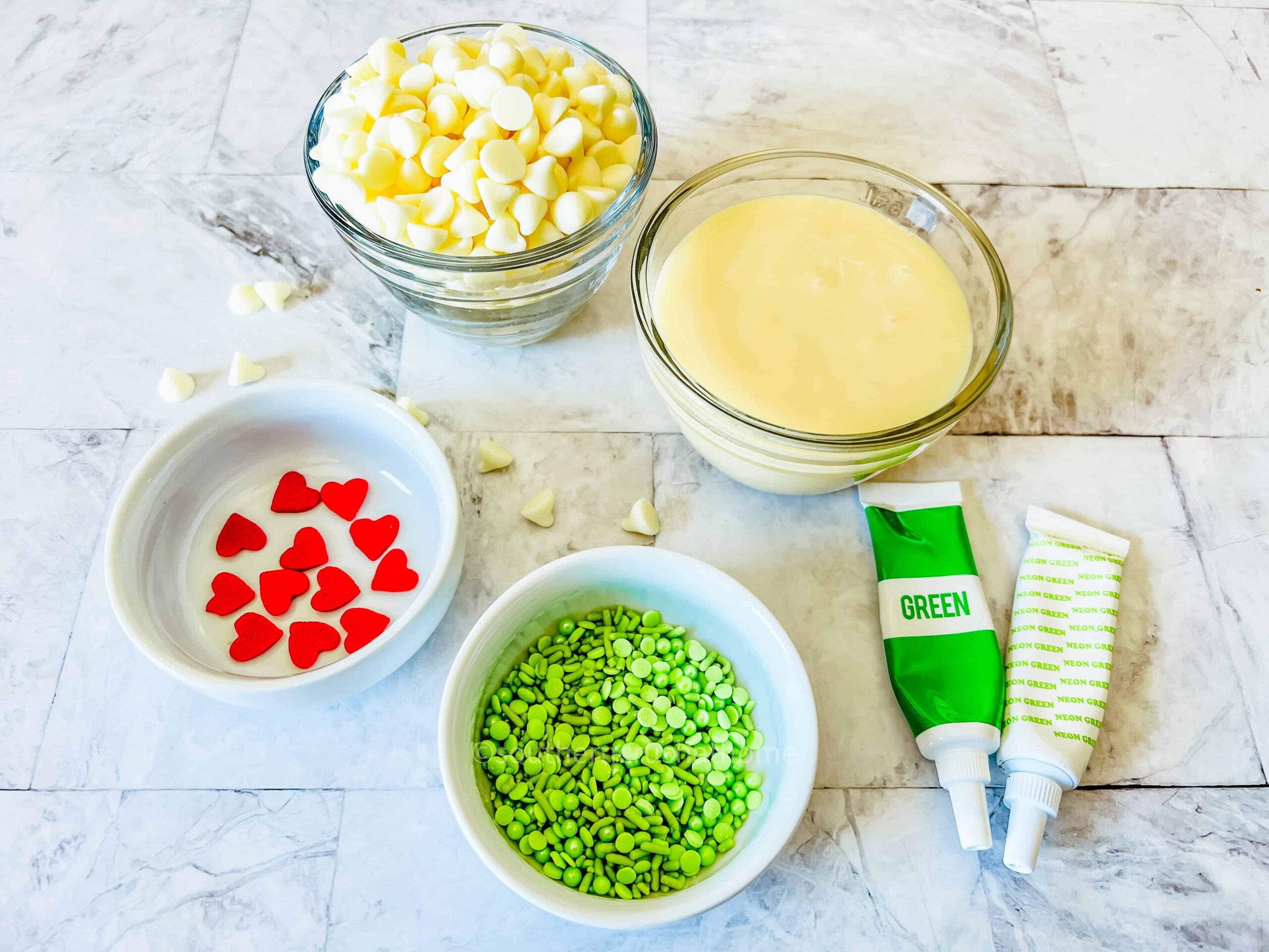 ingredients for grinch fudge