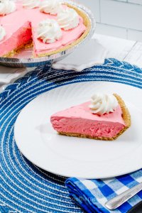 Easy No-Bake 3-ingredient Kool Aid Pie - Southern Crush at Home