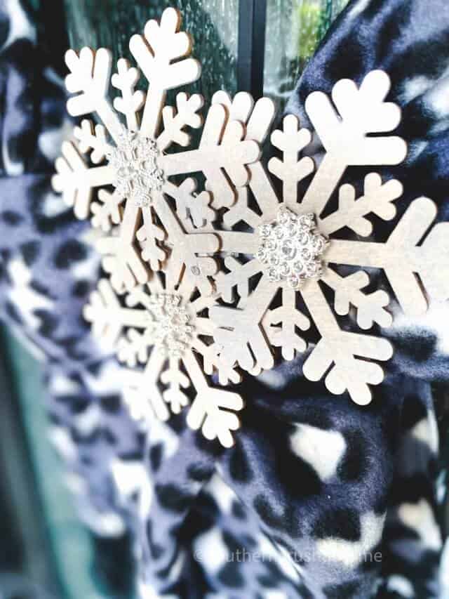 How To Make A Dollar Tree Winter Wreath