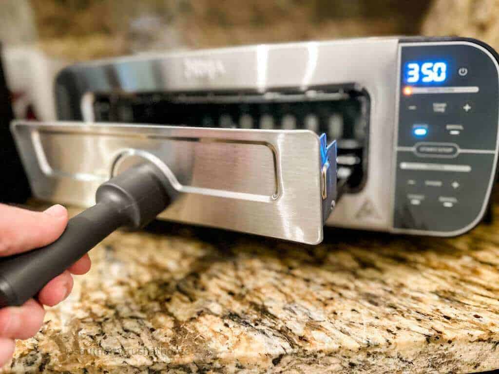 https://www.southerncrushathome.com/wp-content/uploads/2023/02/Ninja-Toaster-Oven-3.jpg