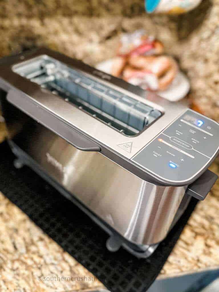 https://www.southerncrushathome.com/wp-content/uploads/2023/02/Ninja-Toaster-Oven-7.jpg
