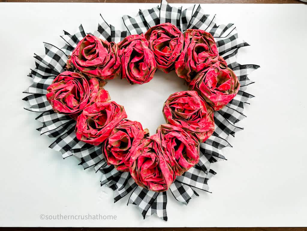 DIY How to make Paper Mini Rose + Round box making (Valentine's