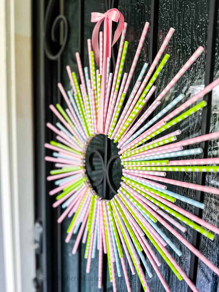 How to Make A Fun Spring Wreath Using Paper Straws