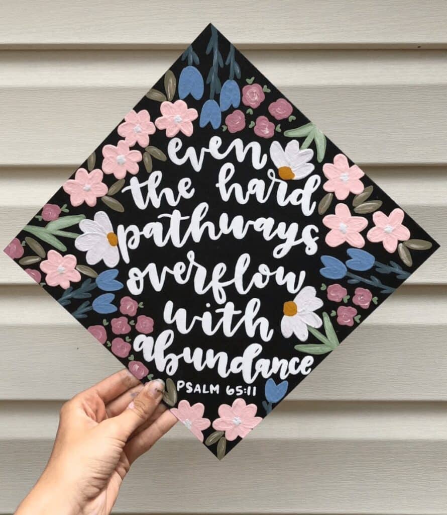 21 Easy And Fun Graduation Cap Ideas To Stand Out In 2024