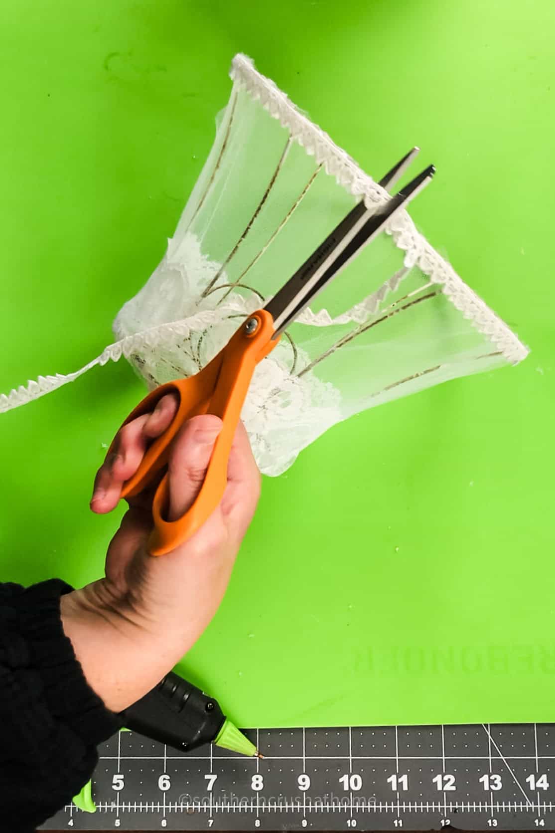 trimming trim on diy lampshade