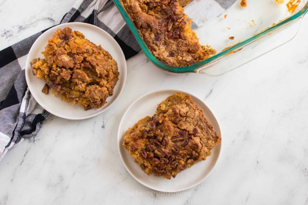 serving pumpkin pie dump cake