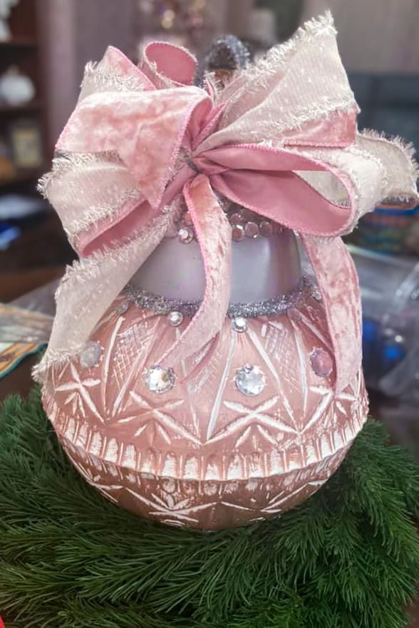 pink glam bowl ornament