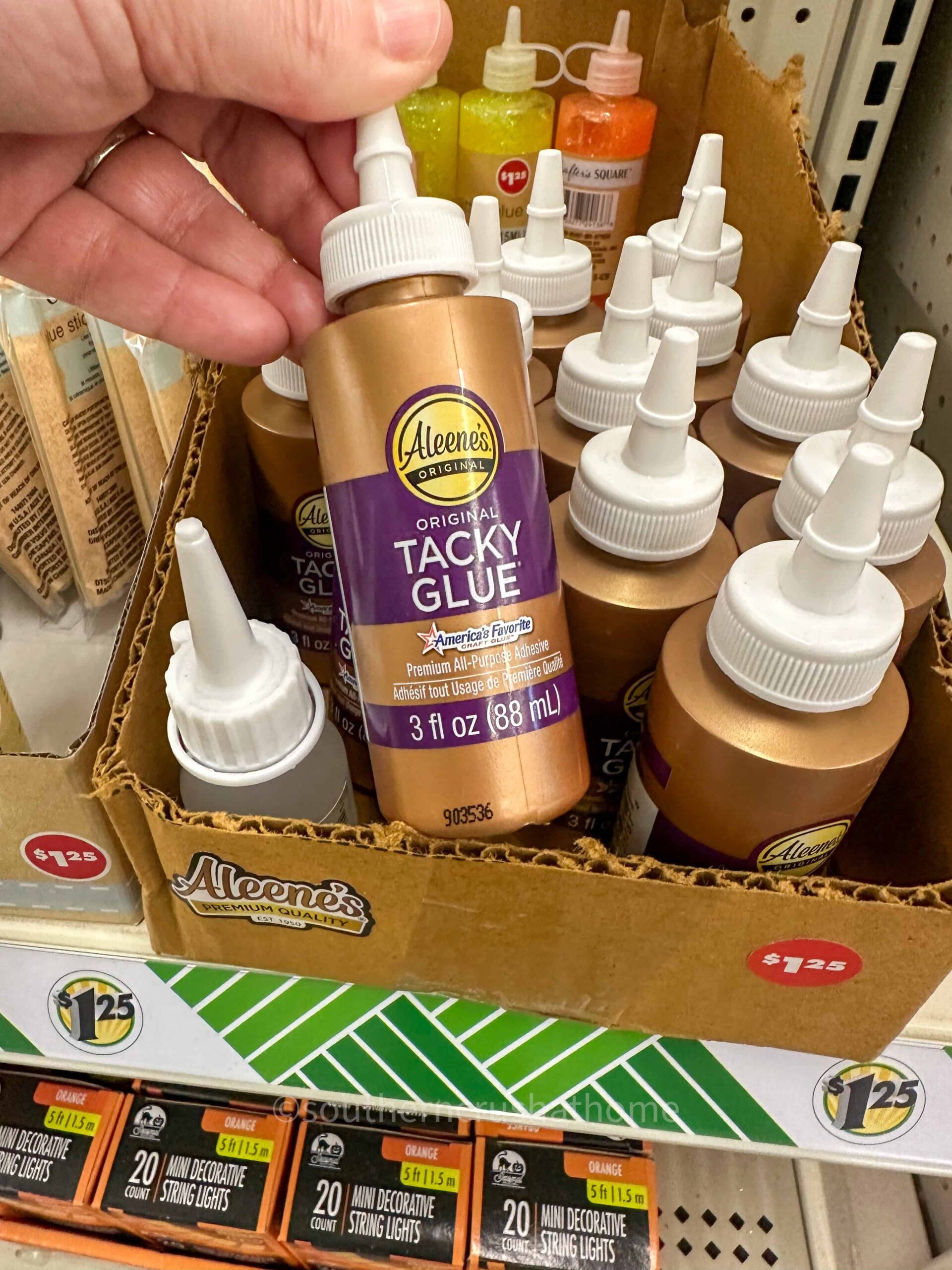 tacky craft glue