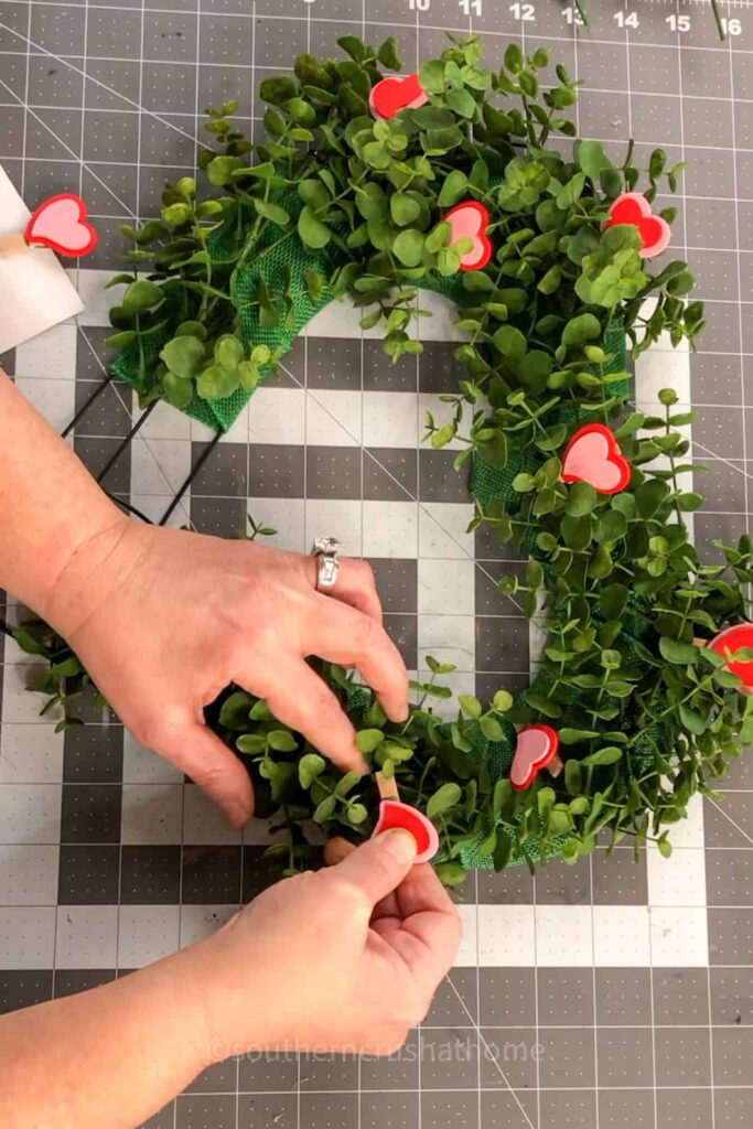 adding hearts to heart wreath