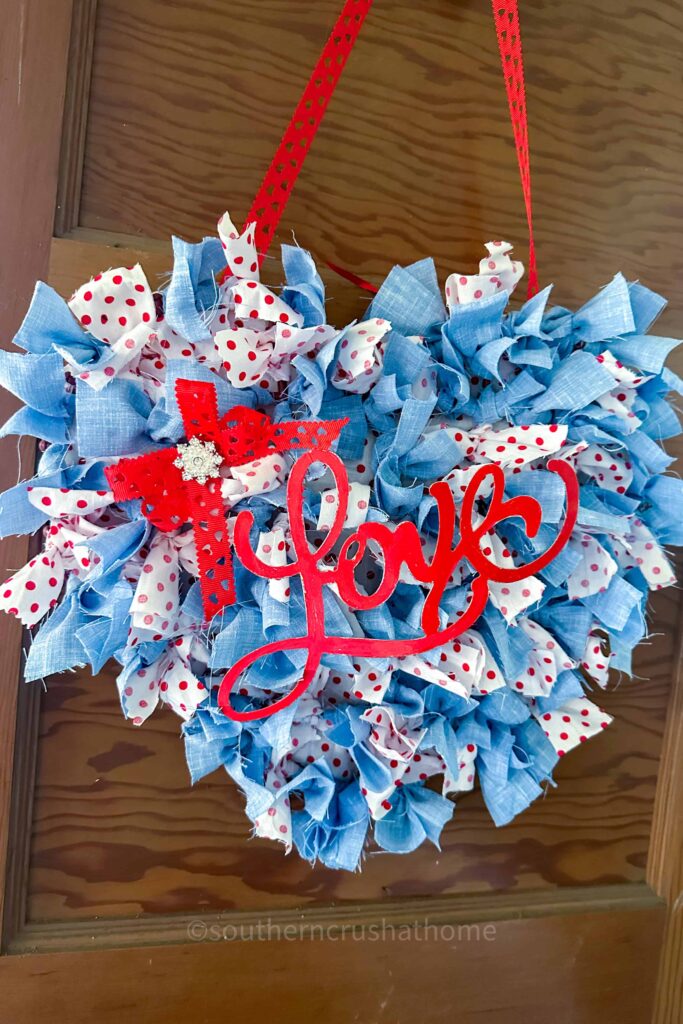 finished rag wreath with fabric scraps